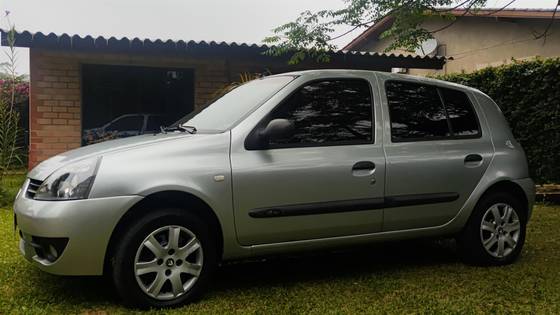 RENAULT CLIO 1.6 AUTHENTIQUE 16V FLEX 4P MANUAL